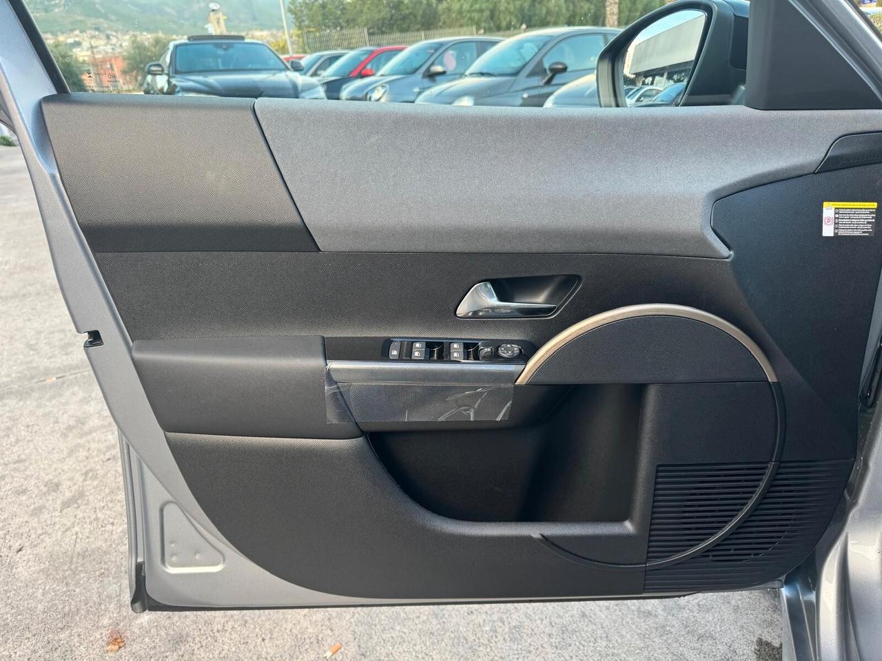 Lancia Ypsilon Hybrid DCT km0 pronta consegna