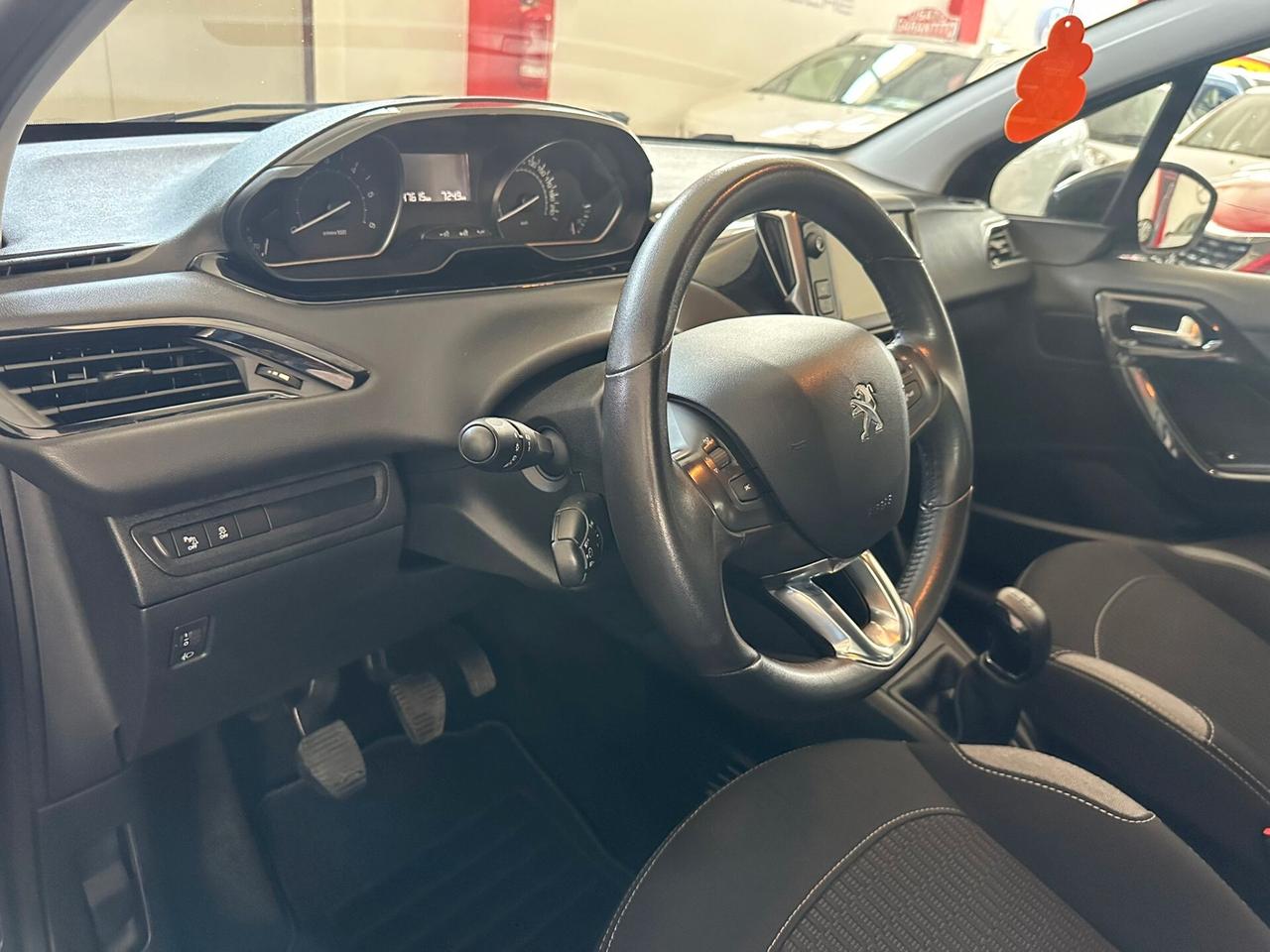 Peugeot 208 BlueHDi 75 5 porte Allure