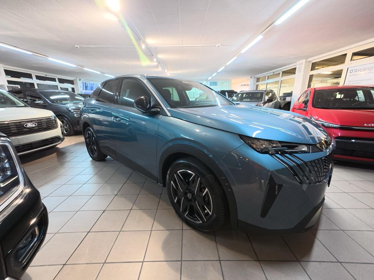 Peugeot 3008 Hybrid 136 e-DCS6 Allure KM ZERO