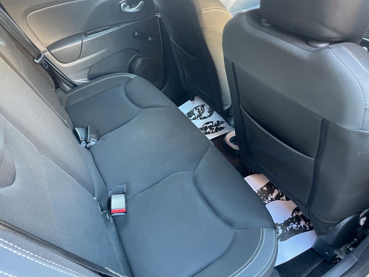 Renault Clio NEOPATENTATI - GPL