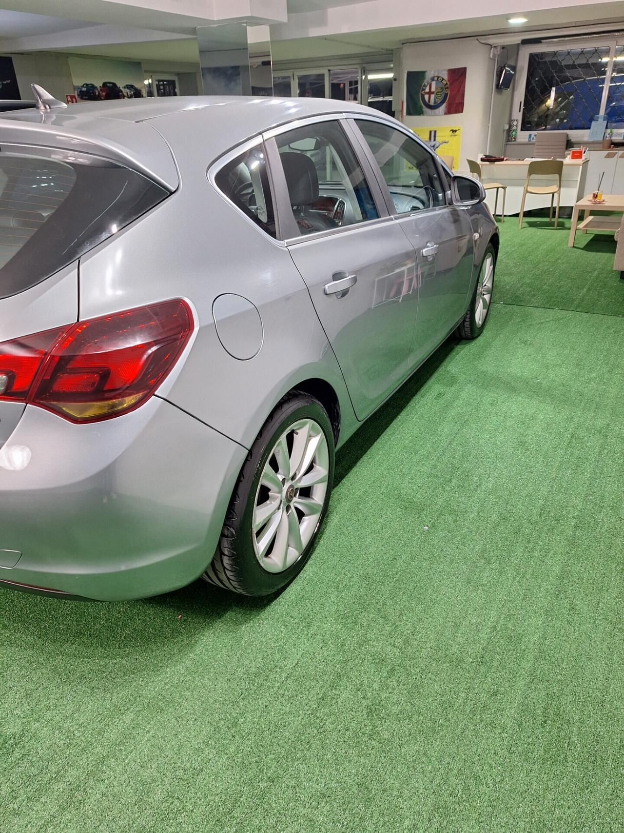 Opel Astra 1.7 CDTI 110CV 5 porte E5