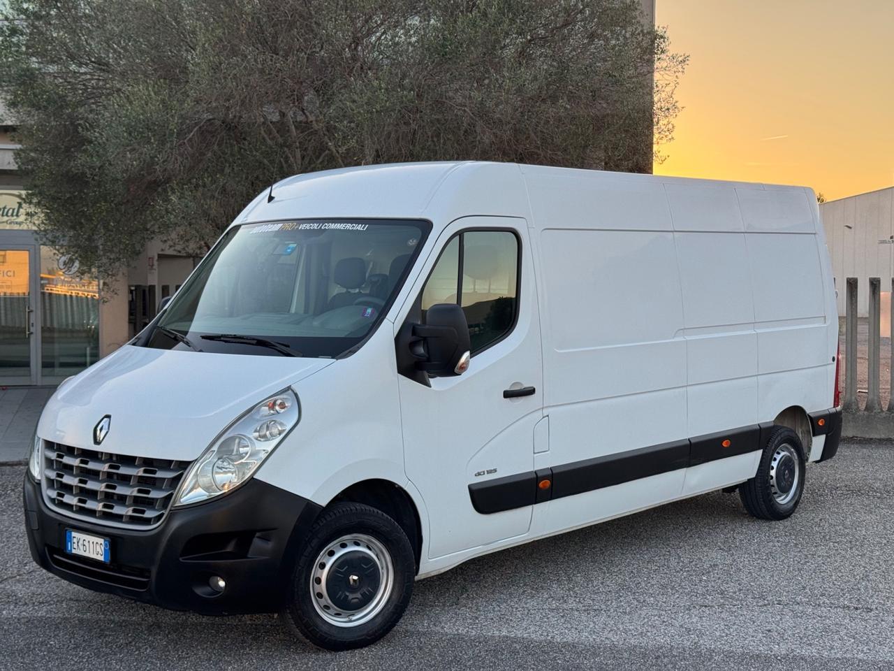 Renault Master 2.3 DCI 125cv L3H2