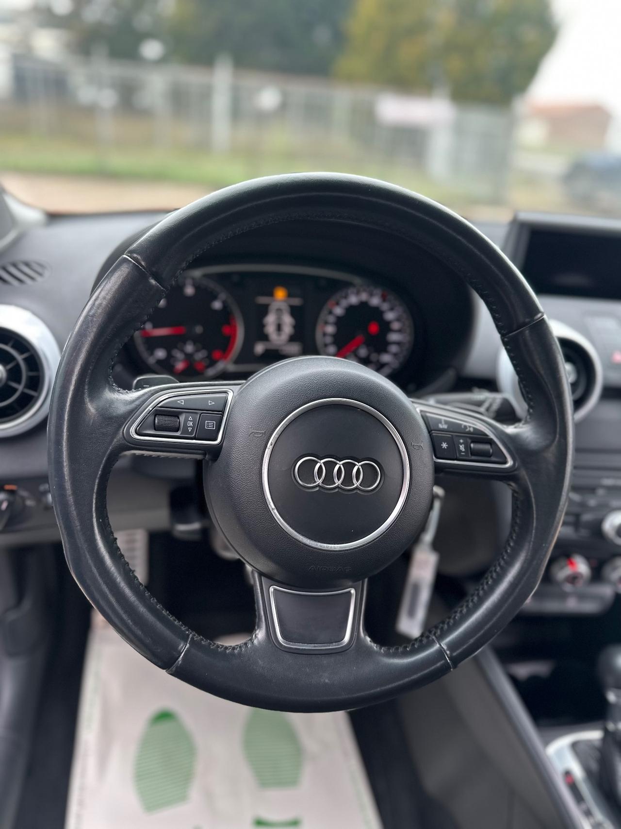 Audi A1 SPB 1.6 TDI S line edition plus