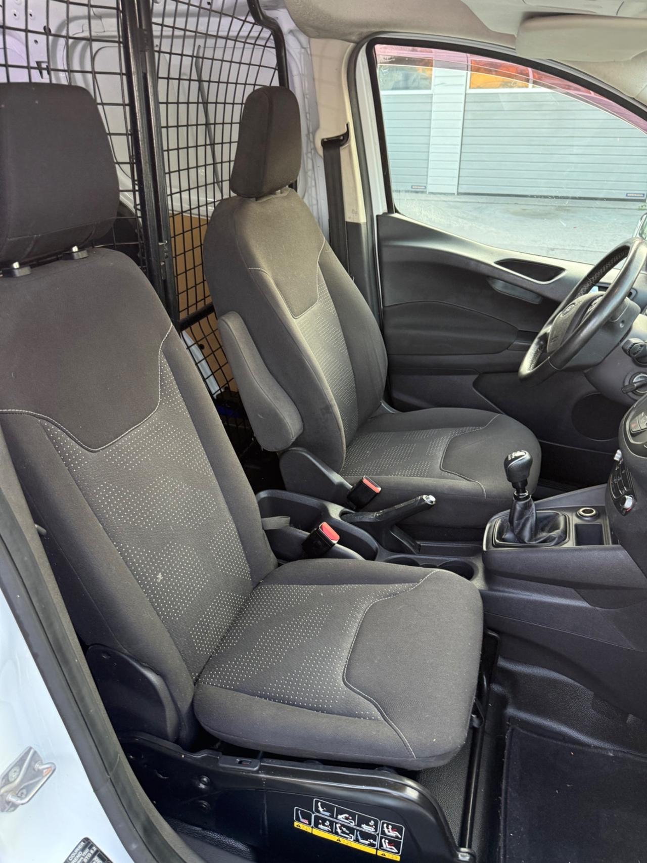 Ford Transit Courier Transit Courier 1.5 TDCi 75CV Van Trend