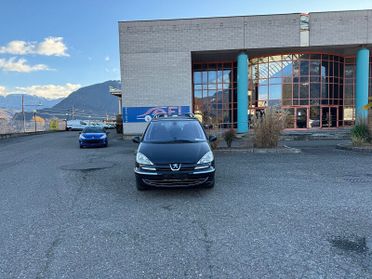 Peugeot 807 2.0 HDi 163CV ST