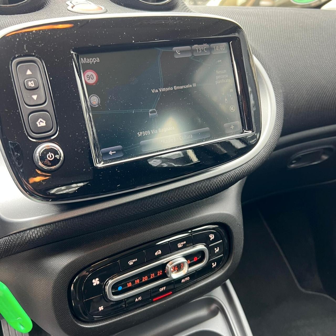 Smart ForFour 1.0 71CV TWINAMIC PASSION LED NAVI