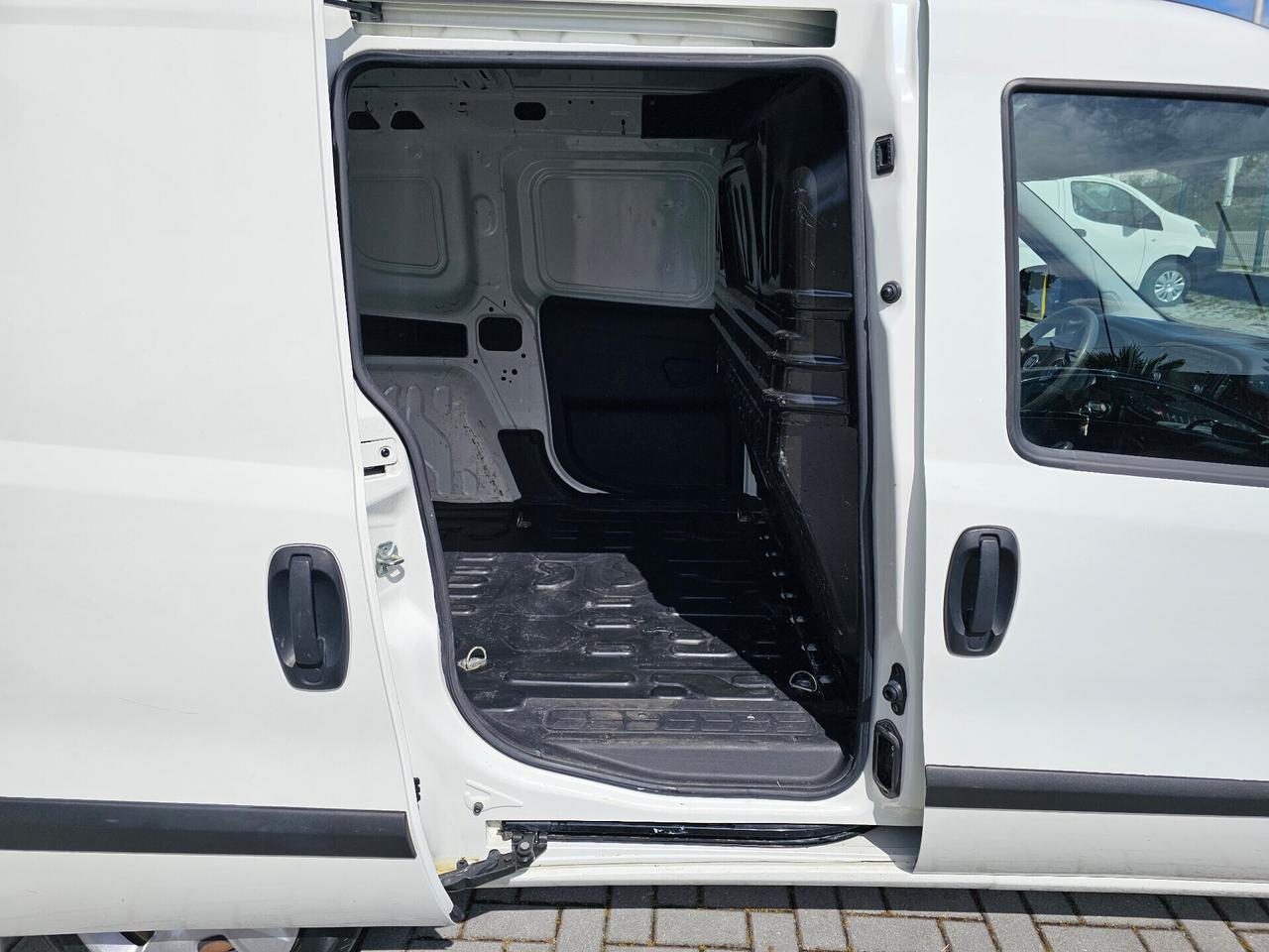 Fiat Doblo Doblò 1.6 MJT 105CV PC-TN Cargo Lamierato SX 3 Posti