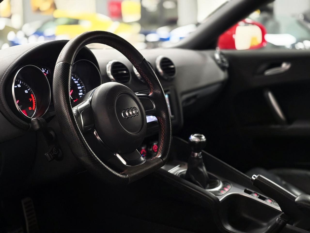 Audi TT 2.0 200CV SERVICE BOOK! ROSSO AUDI_CABRIO_GOMME OK