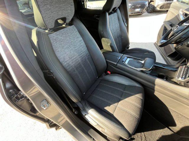 RENAULT Austral Austral Hybrid E-Tech 200 CV Techno