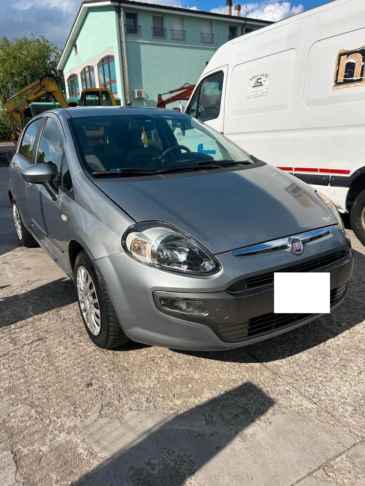 Fiat Punto 1.3 MJT II 75 CV 5 porte Young OK NEO PATENTATI