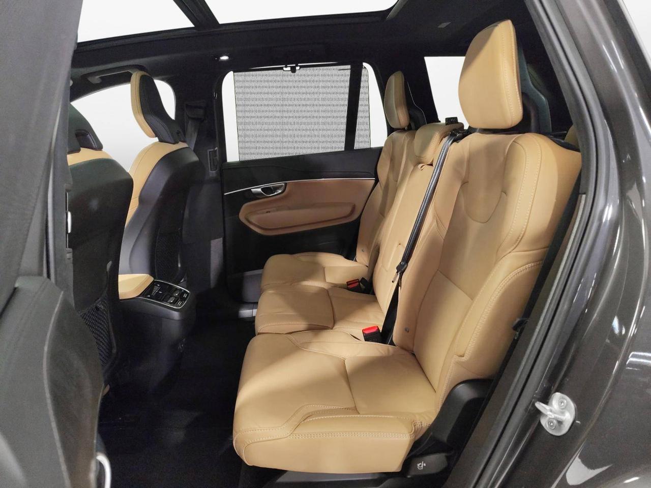 Volvo XC90 b5 Ultimate Dark awd 7 Posti