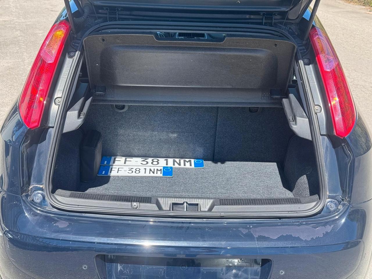 Fiat Punto 1.4 8V 5 porte Natural Power Lounge