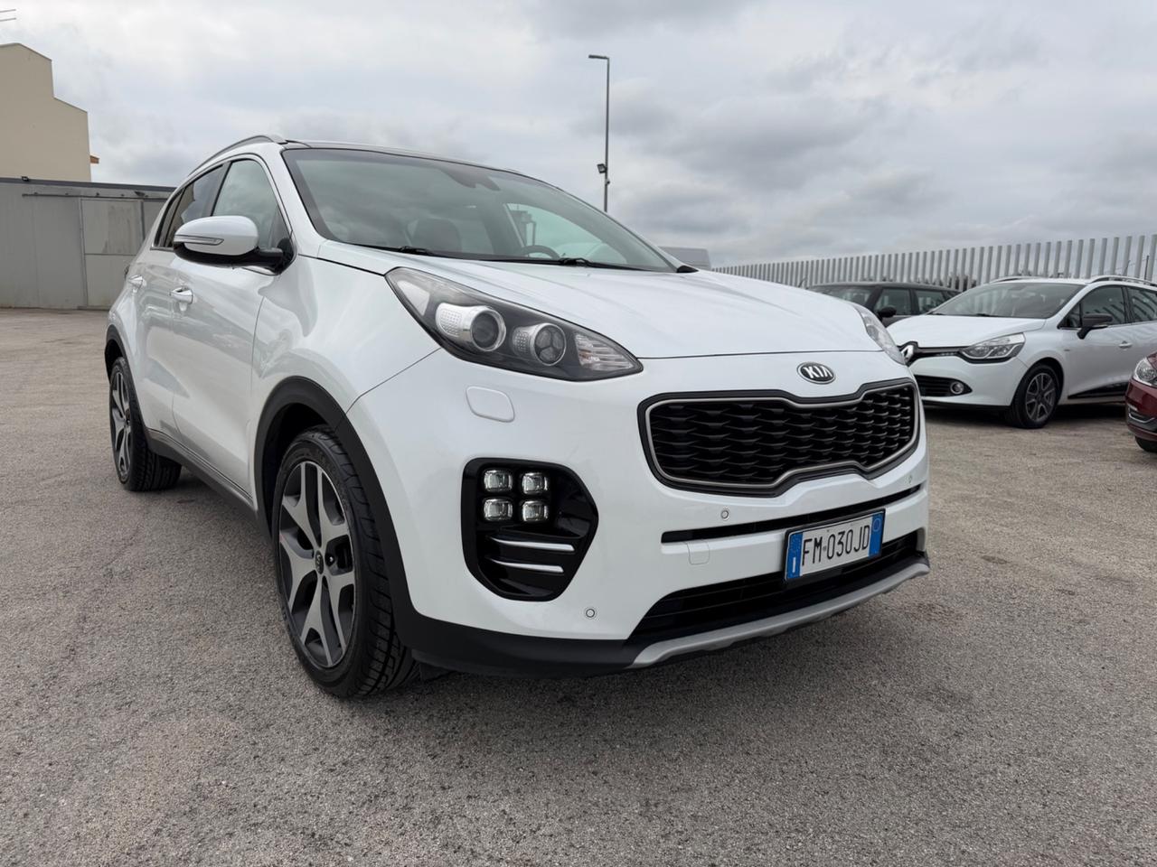KIA SPORTAGE 1.7 CRD 141 GTLINE FULL TETTO PERLATA