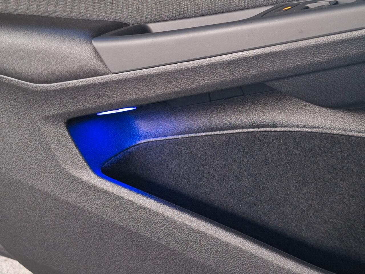 Volkswagen Golf LIFE TDI 115cv DSG NAV+RETROCAM. - 2022