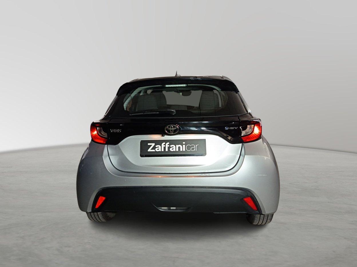 TOYOTA Yaris 4ª serie - Yaris 1.5 Hybrid 5 porte Active AUTOMATICO