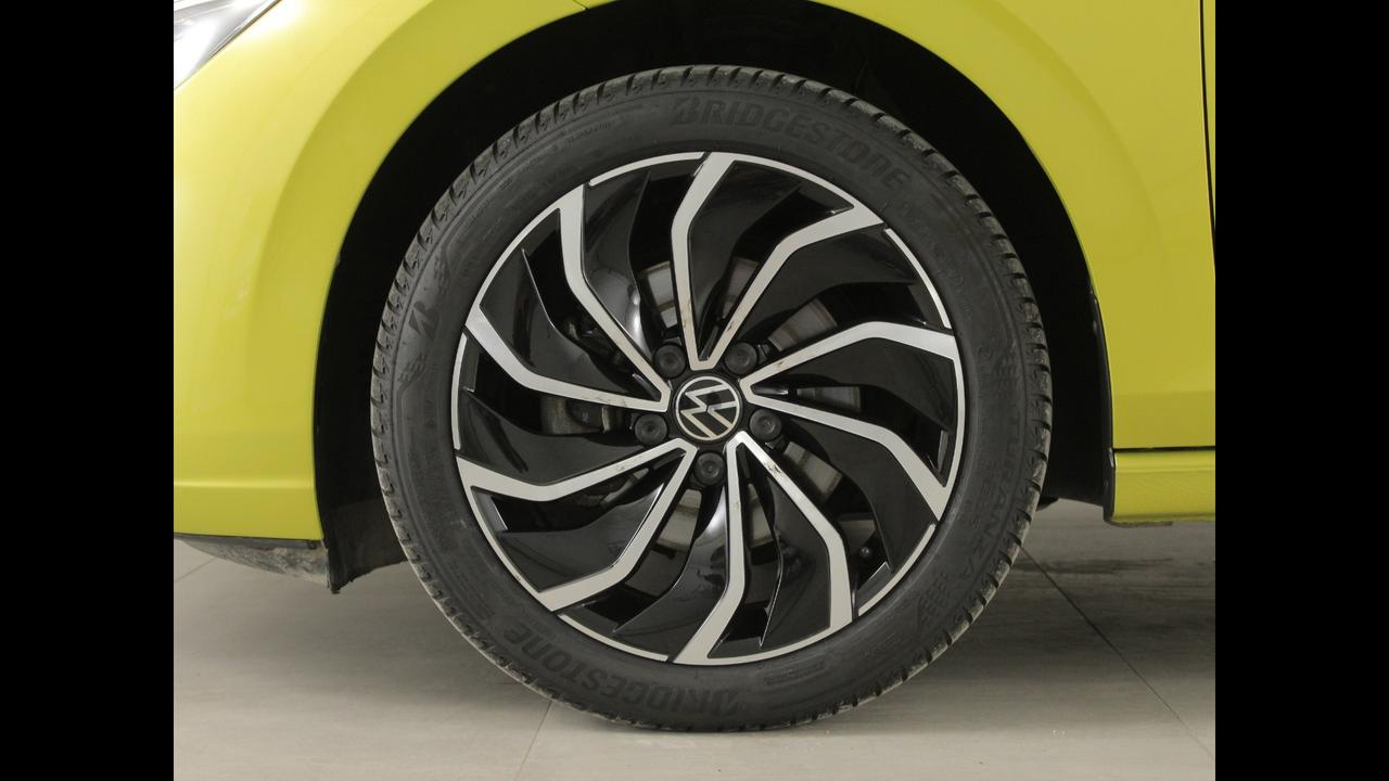 VOLKSWAGEN Golf VIII 2020 - Golf 1.5 etsi evo Life 130cv dsg