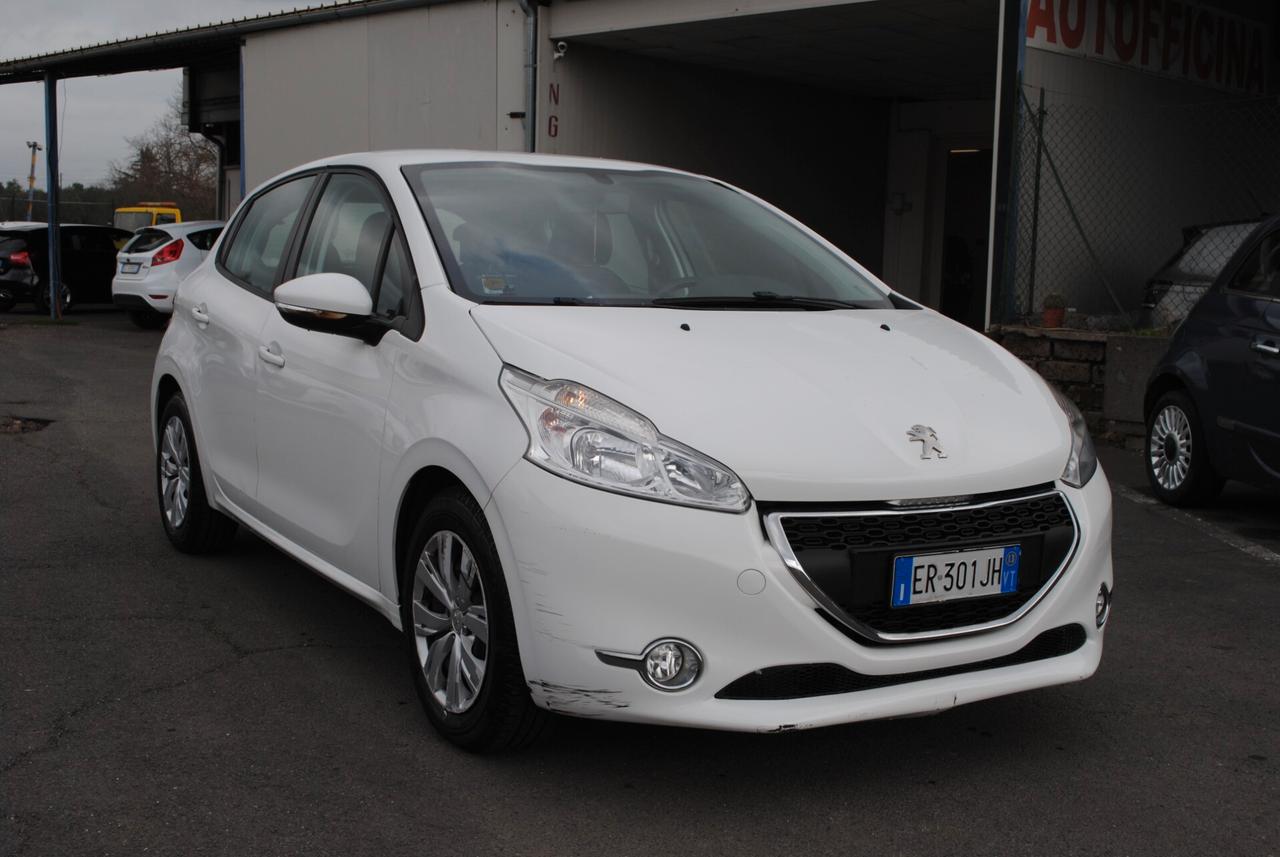 PEUGEOT 208 1.2 82 CV OK NEOPATENTATI