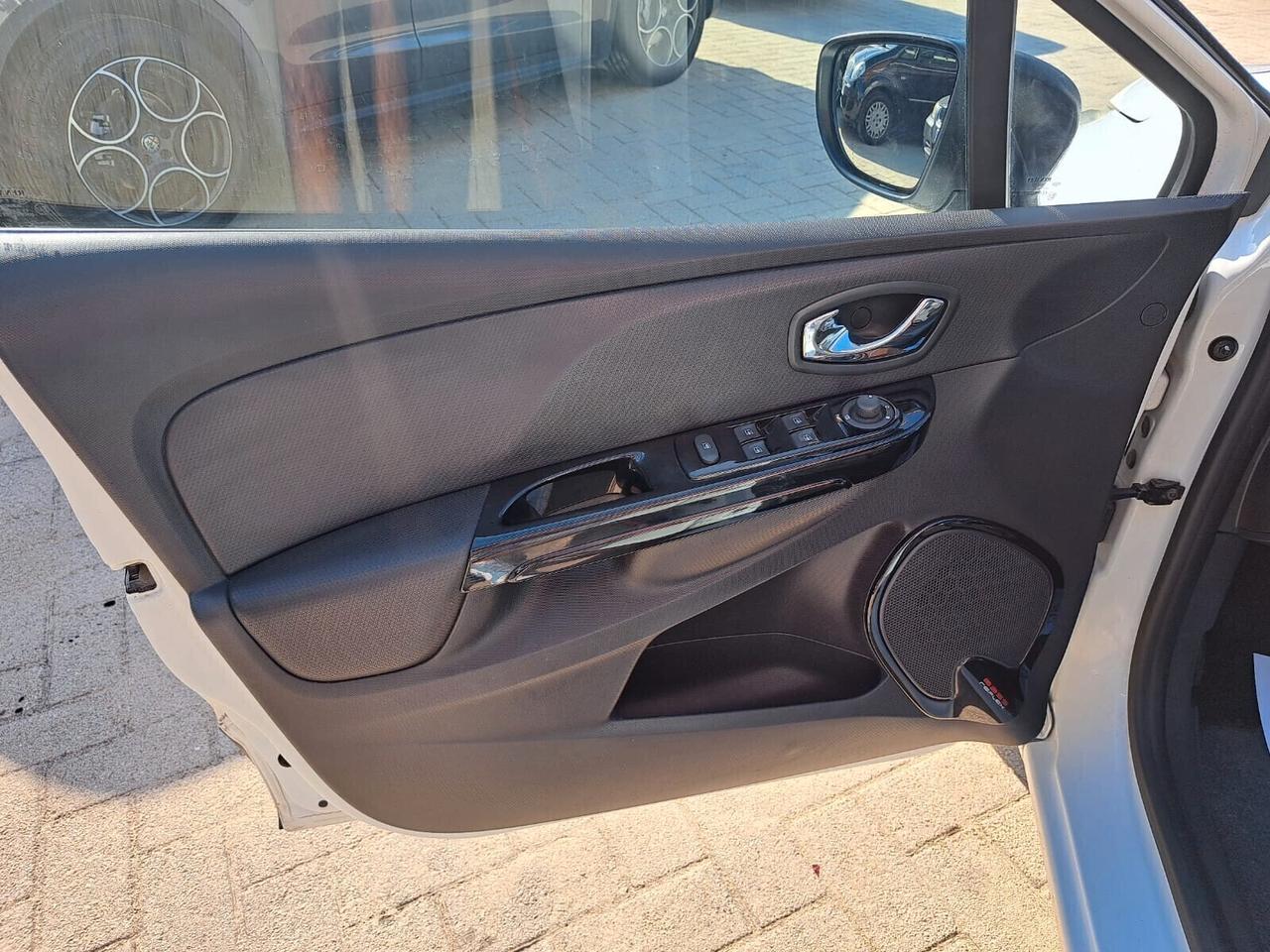 Renault Clio 1.5 dCi / 66KW / 90CV / OK NEOPATENTATI