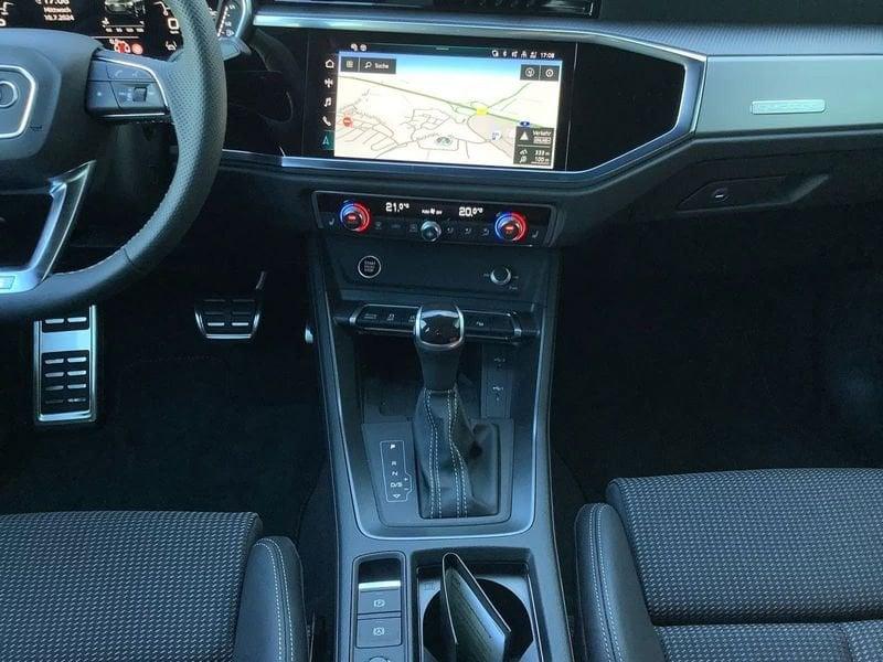 Audi Q3 Q3 SPB 35 TDI quattro S-tronic S line Black Pack Camera ACC Cockpit