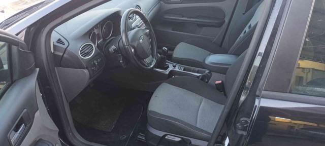 FORD Focus 1.6 TDCi SW MOTORE ROTTO