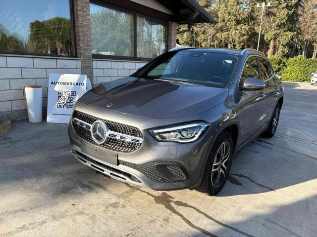 MERCEDES-BENZ GLA 200 d Automatic Sport Plus