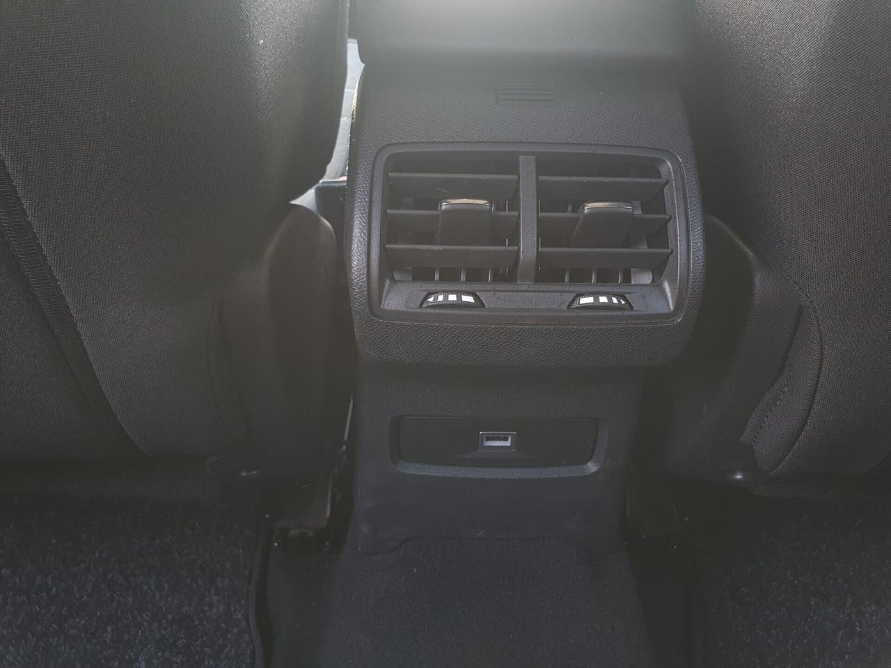 Citroen C4 BlueHDi 130 S&S EAT8 Shine