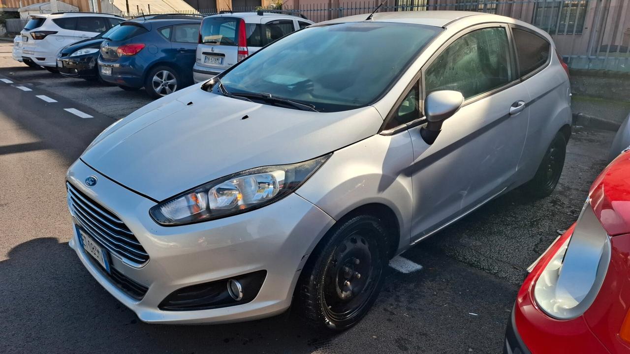 Ford Fiesta 1.5 TDCi 75CV 3 porte