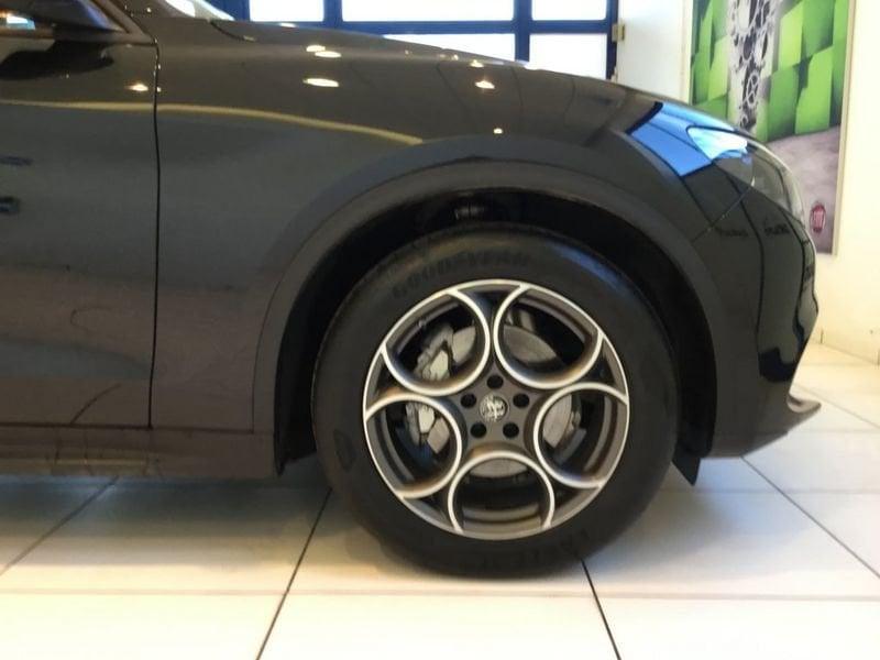 Alfa Romeo Stelvio 2.2 Turbodiesel 210 CV AT8 Q4 Sprint MY23