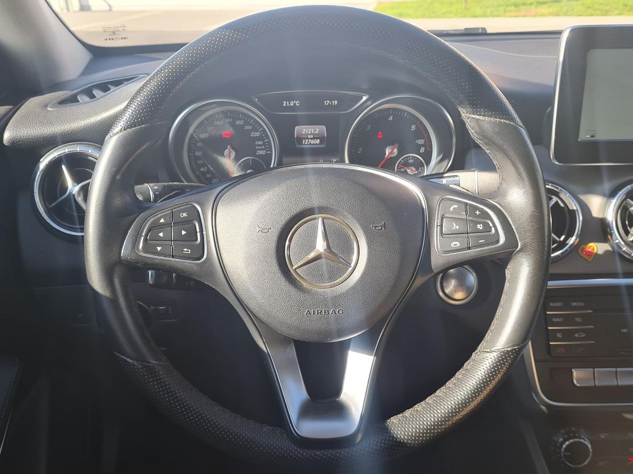 Mercedes-Benz CLA 180 D SPORT #6672