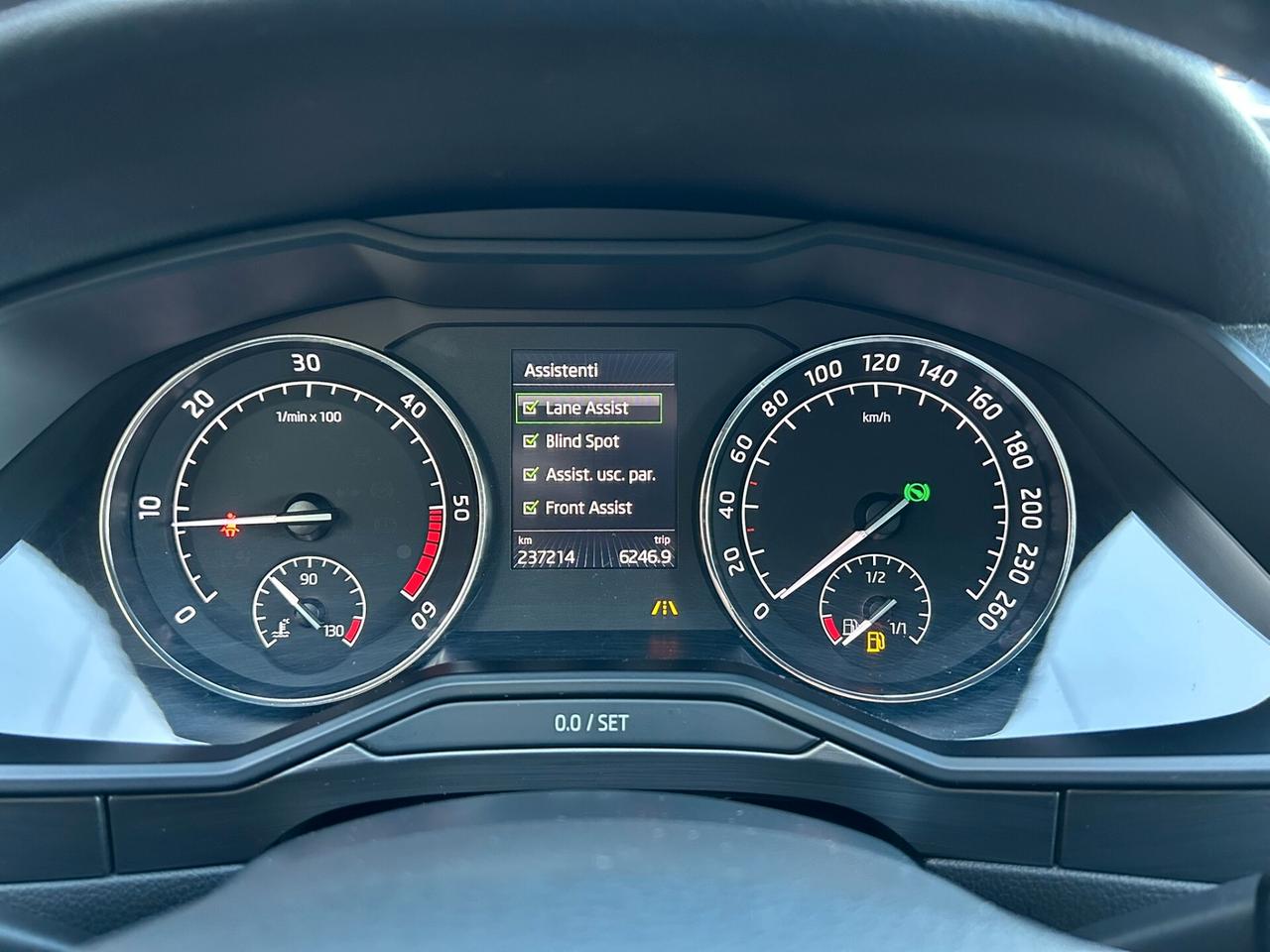 Skoda Superb 2.0 TDI 190 CV SCR DSG Wagon Ambition
