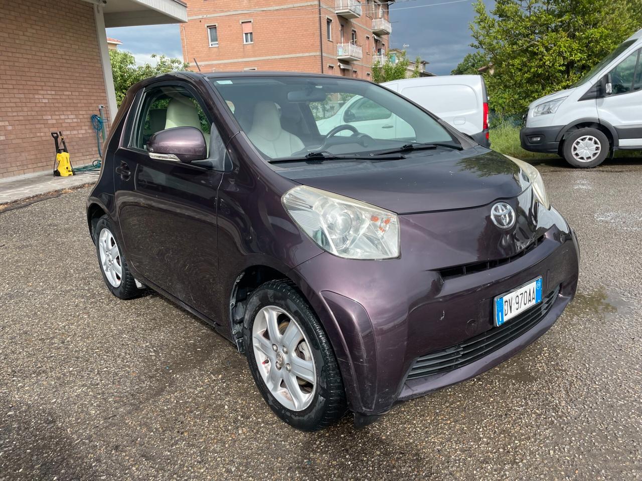Toyota iQ 1.0 Multidrive