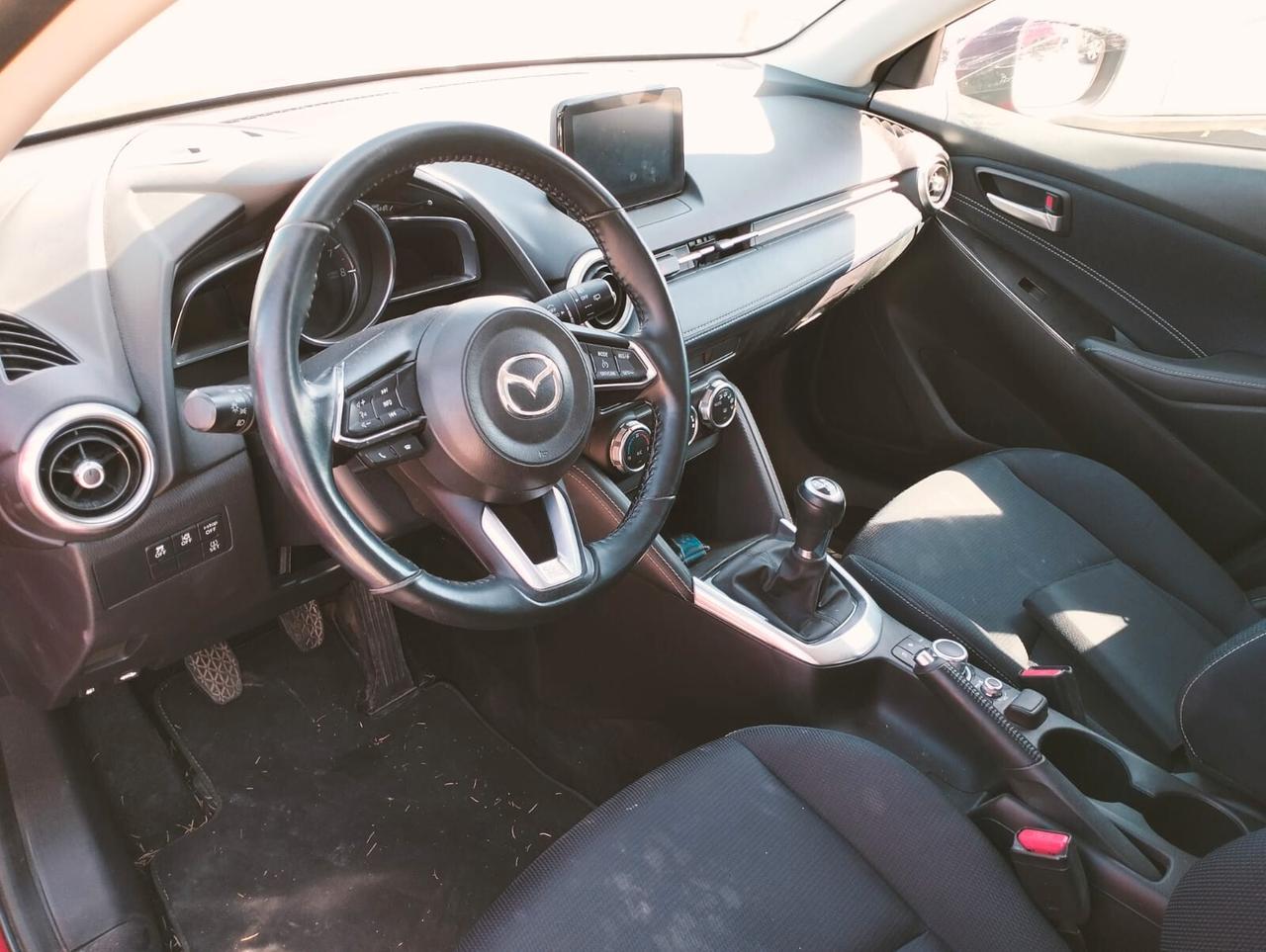 Mazda 2 1.5 Skyactiv-G Hybrid - SINISTRATA
