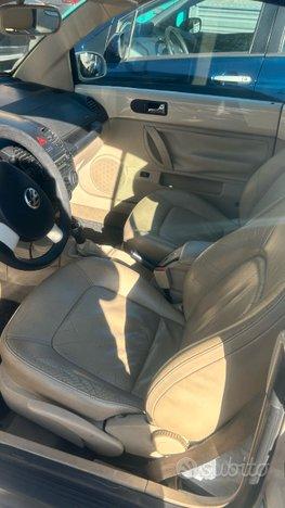 Volkswagen New Beetle CABRIO