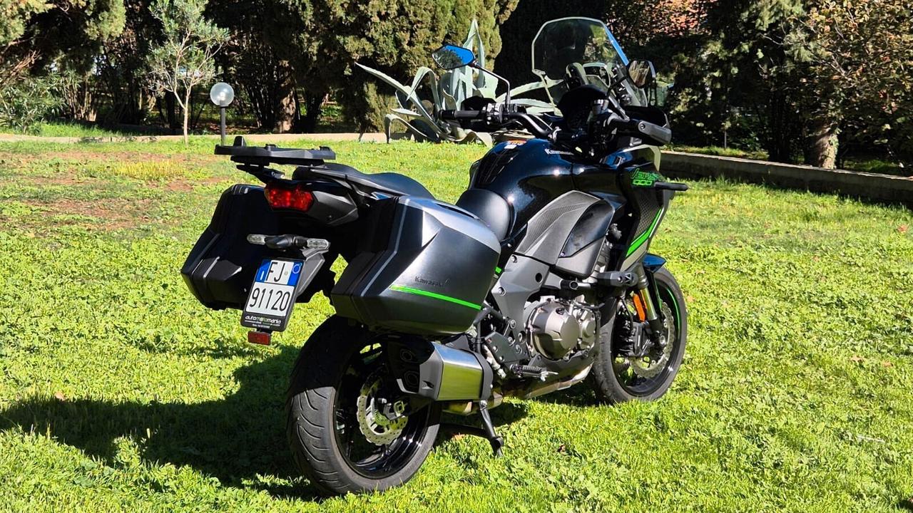 KAWASAKI VERSYS 1000 SE unipro' 2024 km362 leggi testo