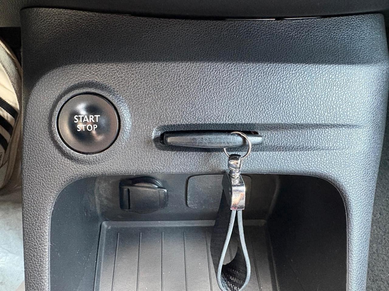 Renault Captur 1.5 90CV - OK NEOPATENTATI