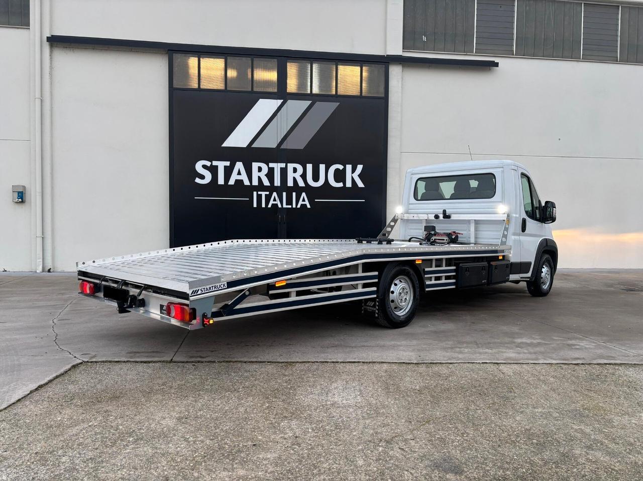 CARROATTREZZI Patente B Portata 1500 KG