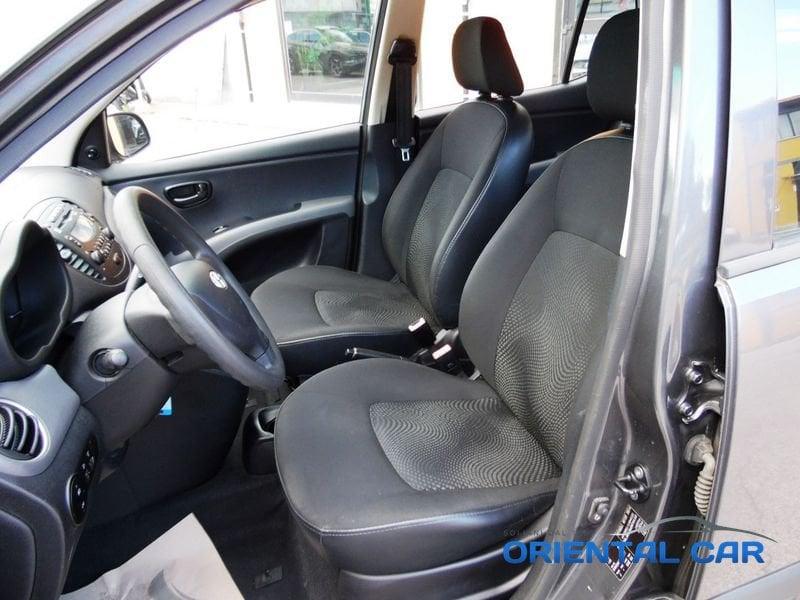 Hyundai i10 i10 1.1 12V Comfort MOLTO BELLA TAGLIANDATA