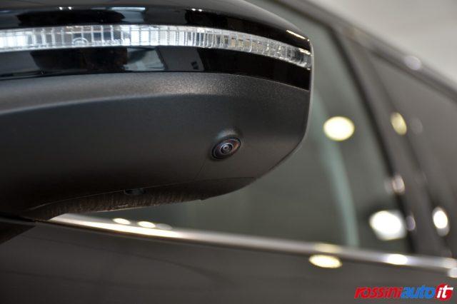 SKODA Superb 2.0 TDI 150 CV DSG STYLE + R18 + ALCANTARA LOUNGE