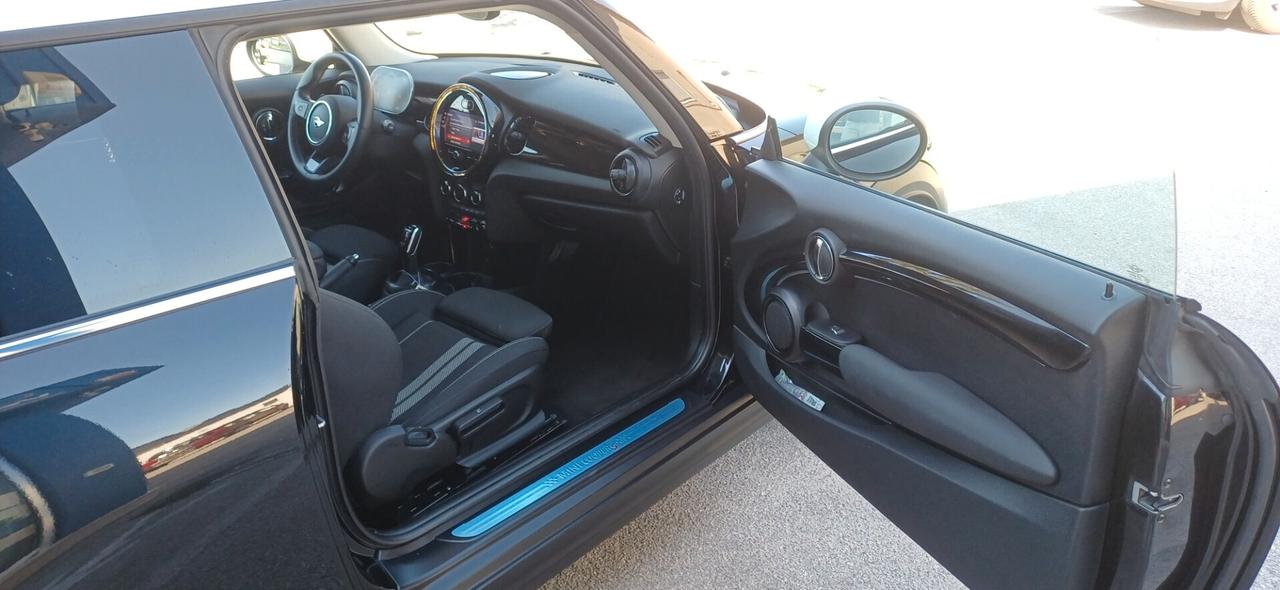 Mini 2.0 Cooper S Resolute
