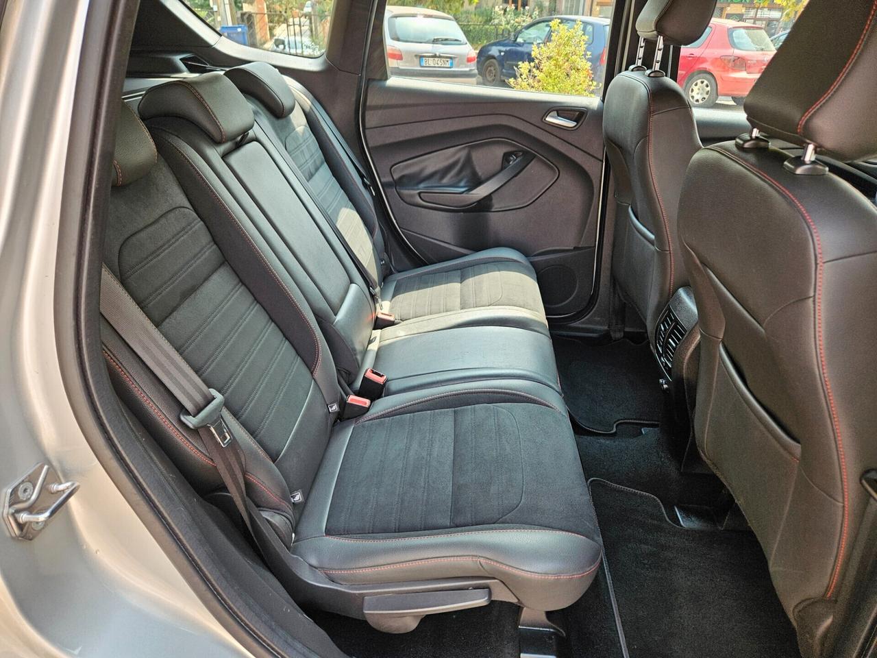 FORD KUGA 2.0 TDCI 120CV ST LINE CHILOMETRI CERTI