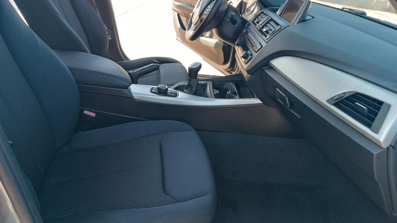 Bmw 116 116d 5p. Efficient Dynamics Unique