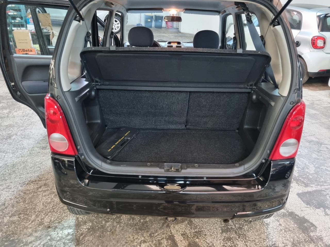 Opel Agila 1.2 16V Club