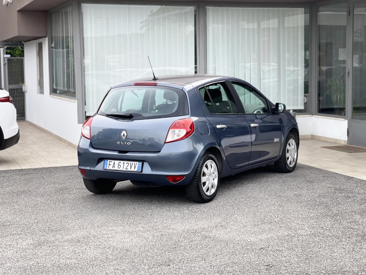 Renault Clio 5 Porte 1.2 Gpl 75CV E4 Neo - 2010