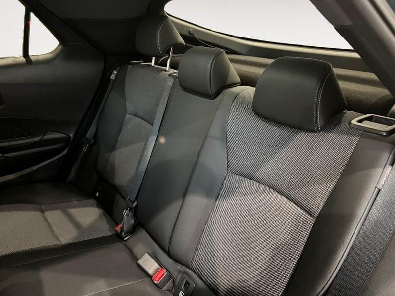 Toyota C-HR (2023-->) 1.8 HV Lounge