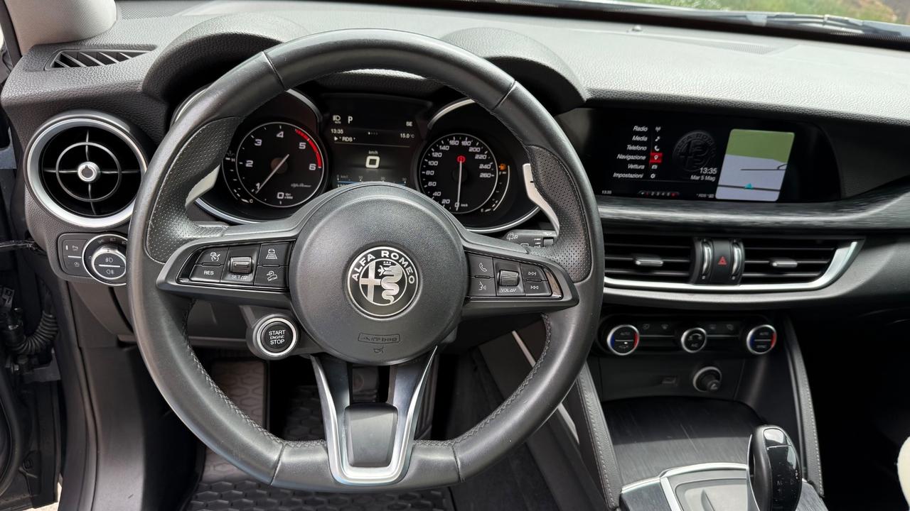 Alfa Romeo Stelvio 2.2 Turbodiesel 190 CV AT8 Q4 Executive