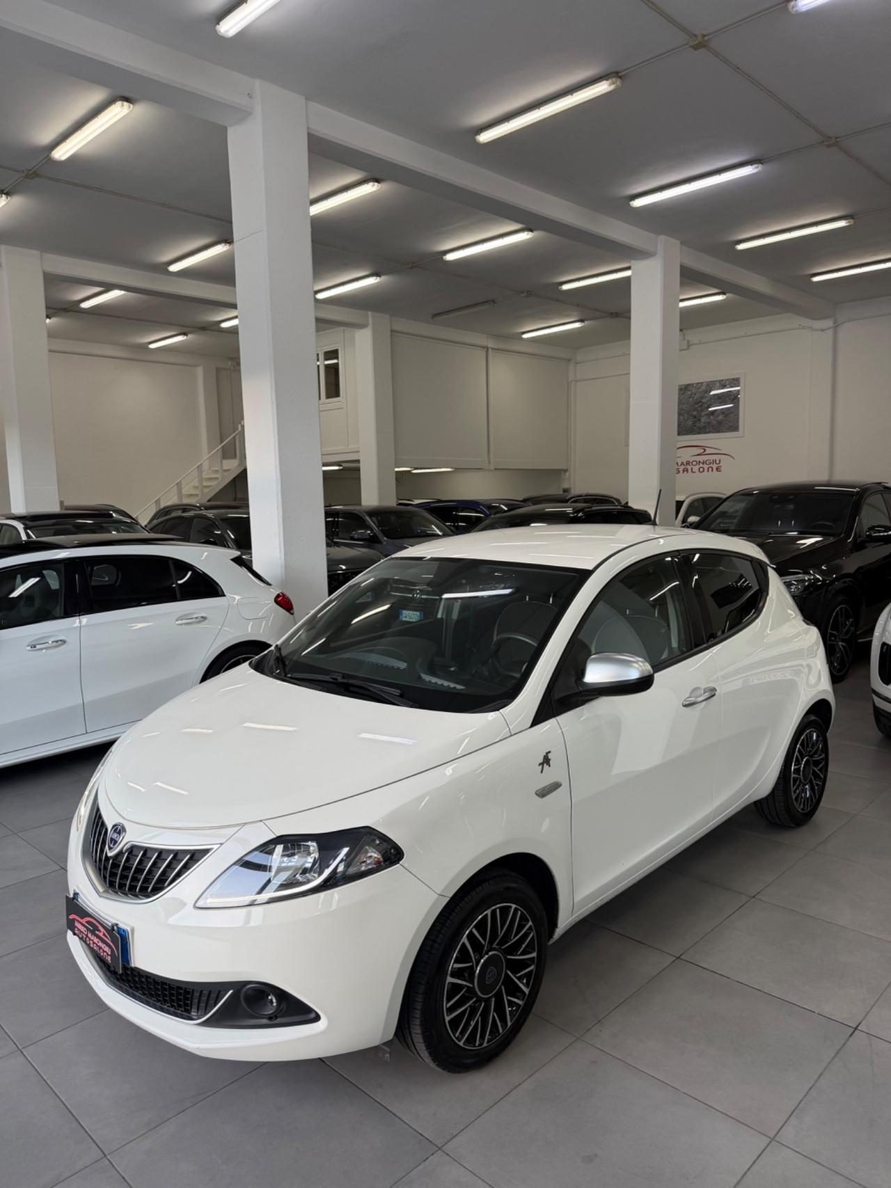 Lancia Ypsilon 1.0 Alberta Ferretti FINANZIABILE