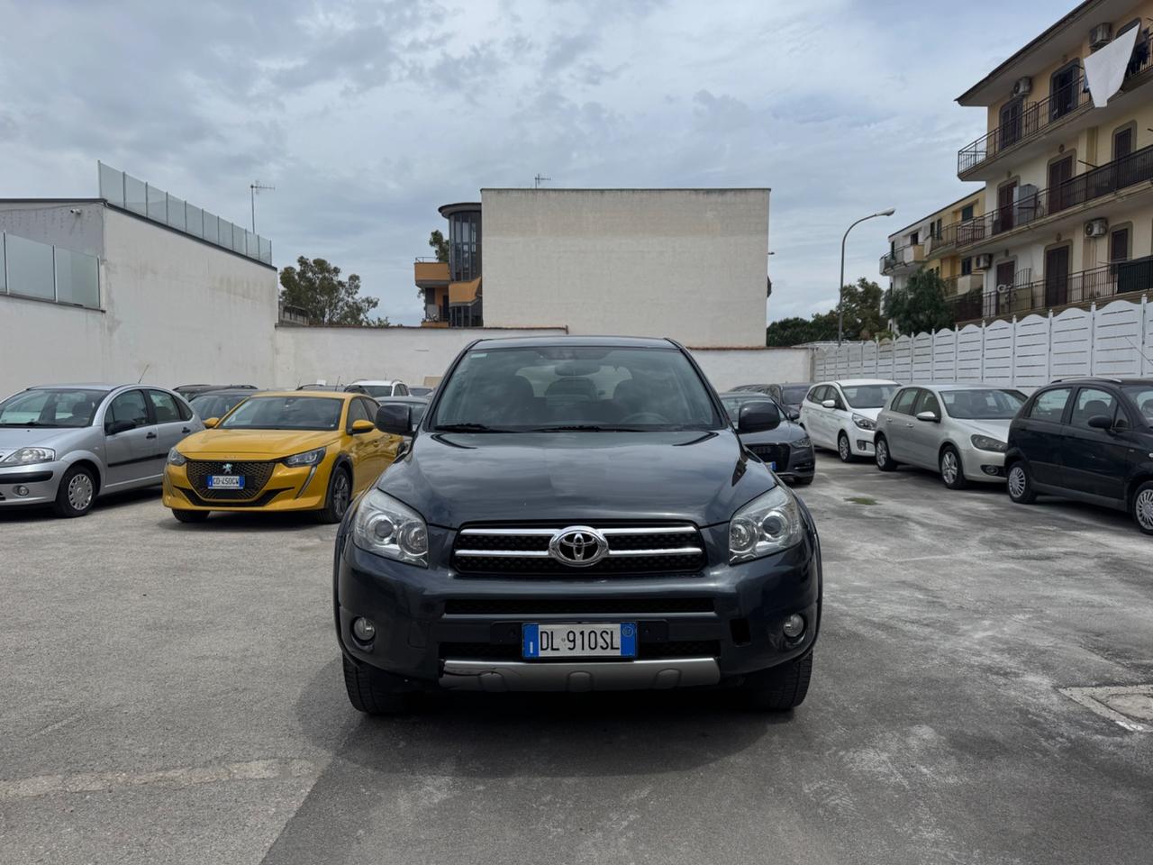 Toyota RAV 4 2.2 DIESEL 177 CV Luxury 2007