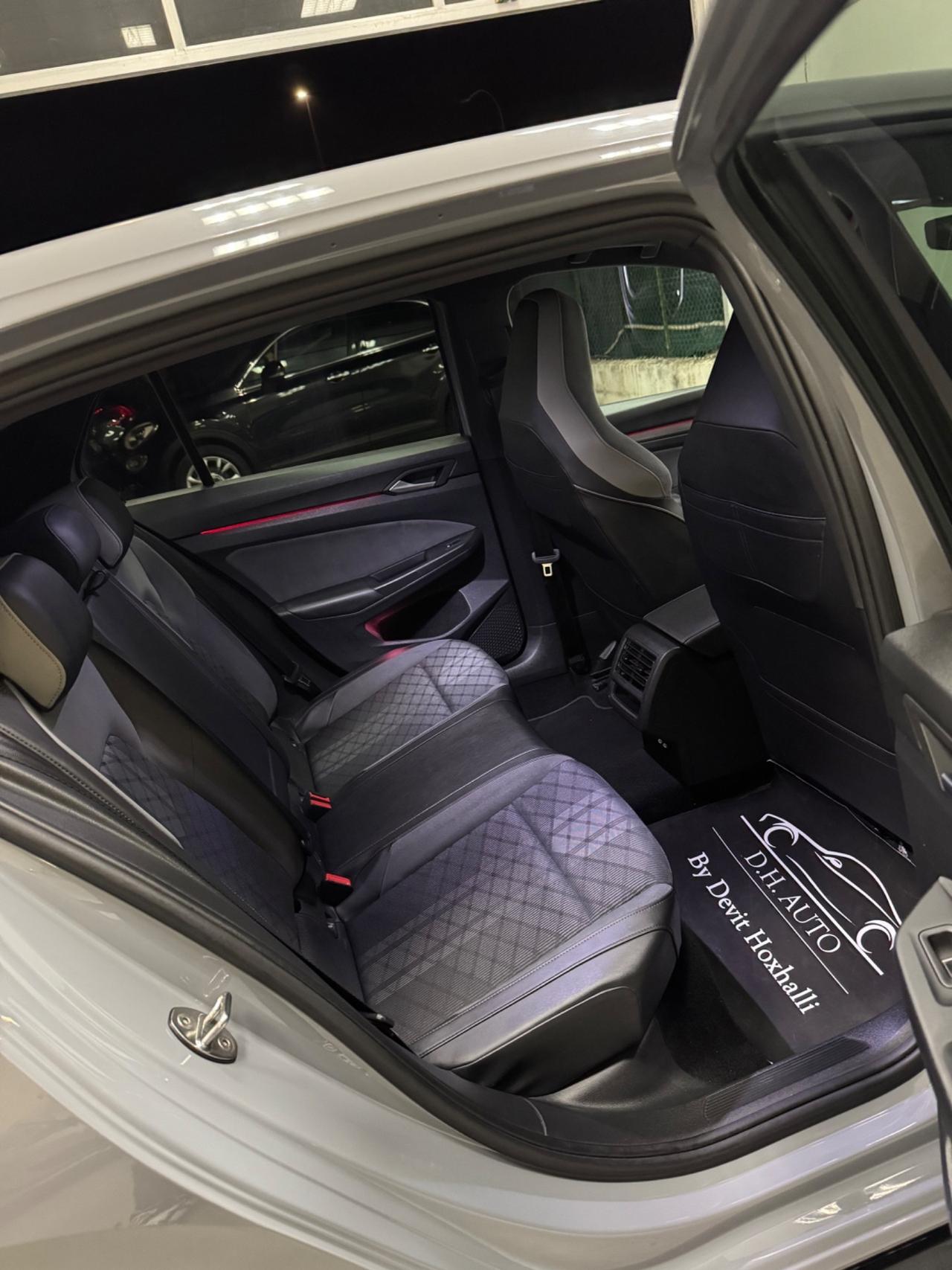 Volkswagen Golf 1.5 TSI EVO ACT R-Line