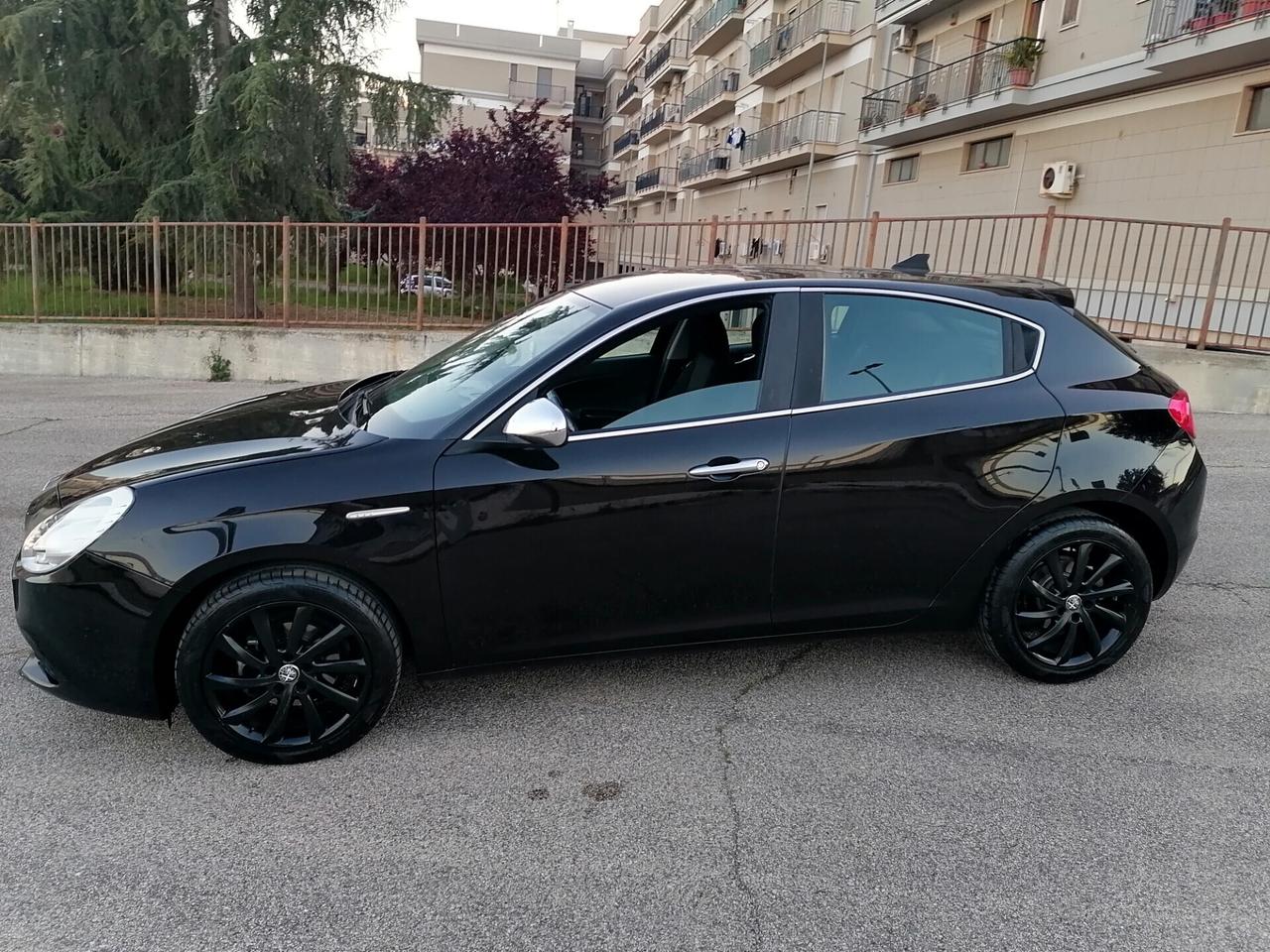 Alfa Romeo Giulietta 1.6 JTDm-2 105 CV Distinctive