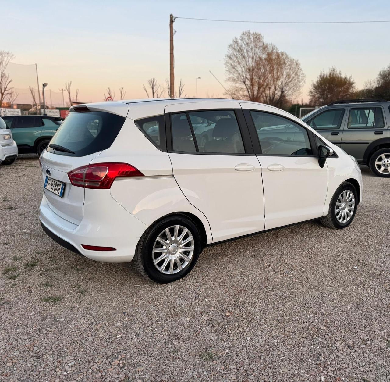 Ford B-Max 1.4 90 CV GPL Business Titanium